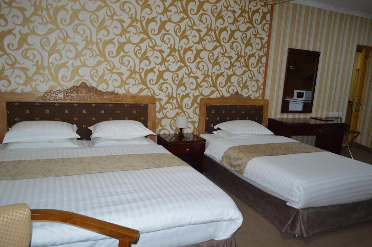 Kabir Hotel Бухара Екстериор снимка