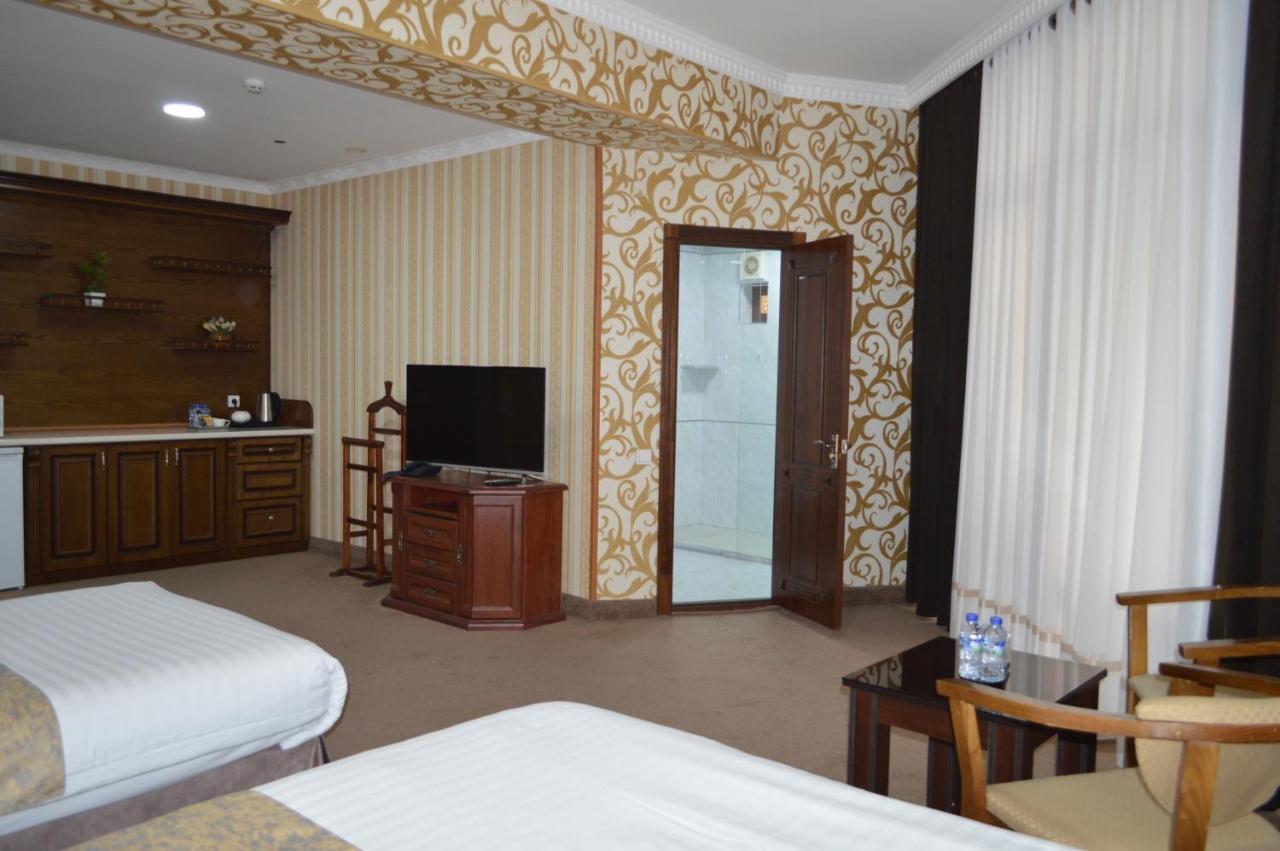 Kabir Hotel Бухара Екстериор снимка
