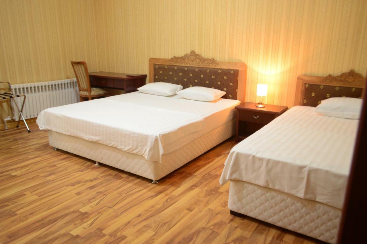 Kabir Hotel Бухара Екстериор снимка